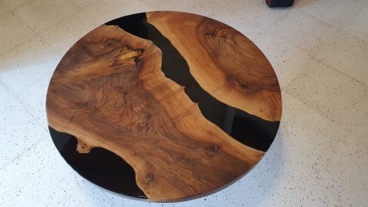 Black Epoxy Resin / Walnut Round table
